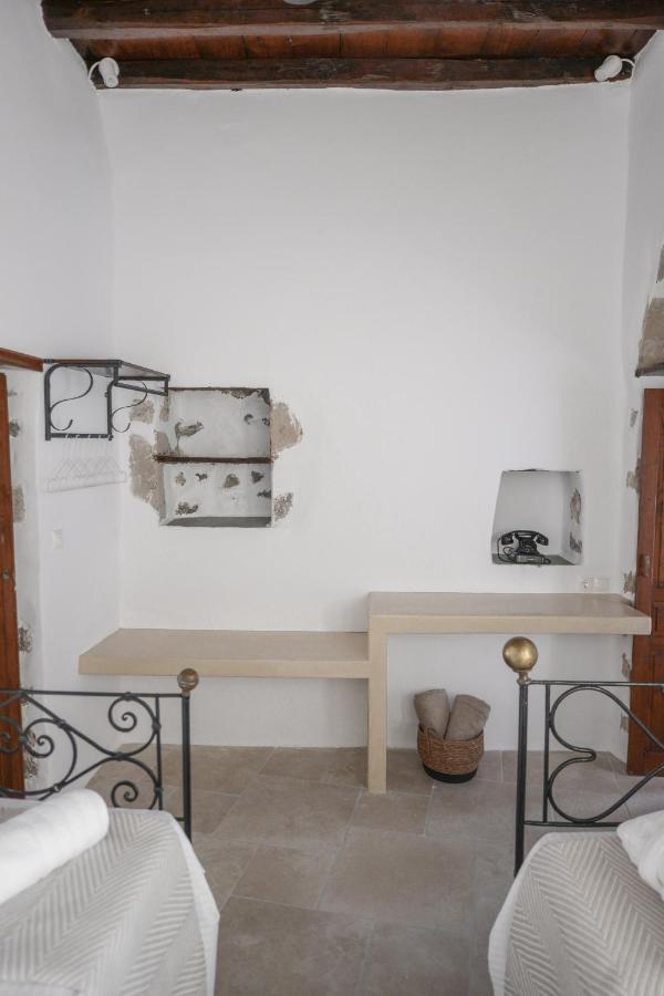 Castrum Traditional Sunset Suites Plaka  Exterior foto