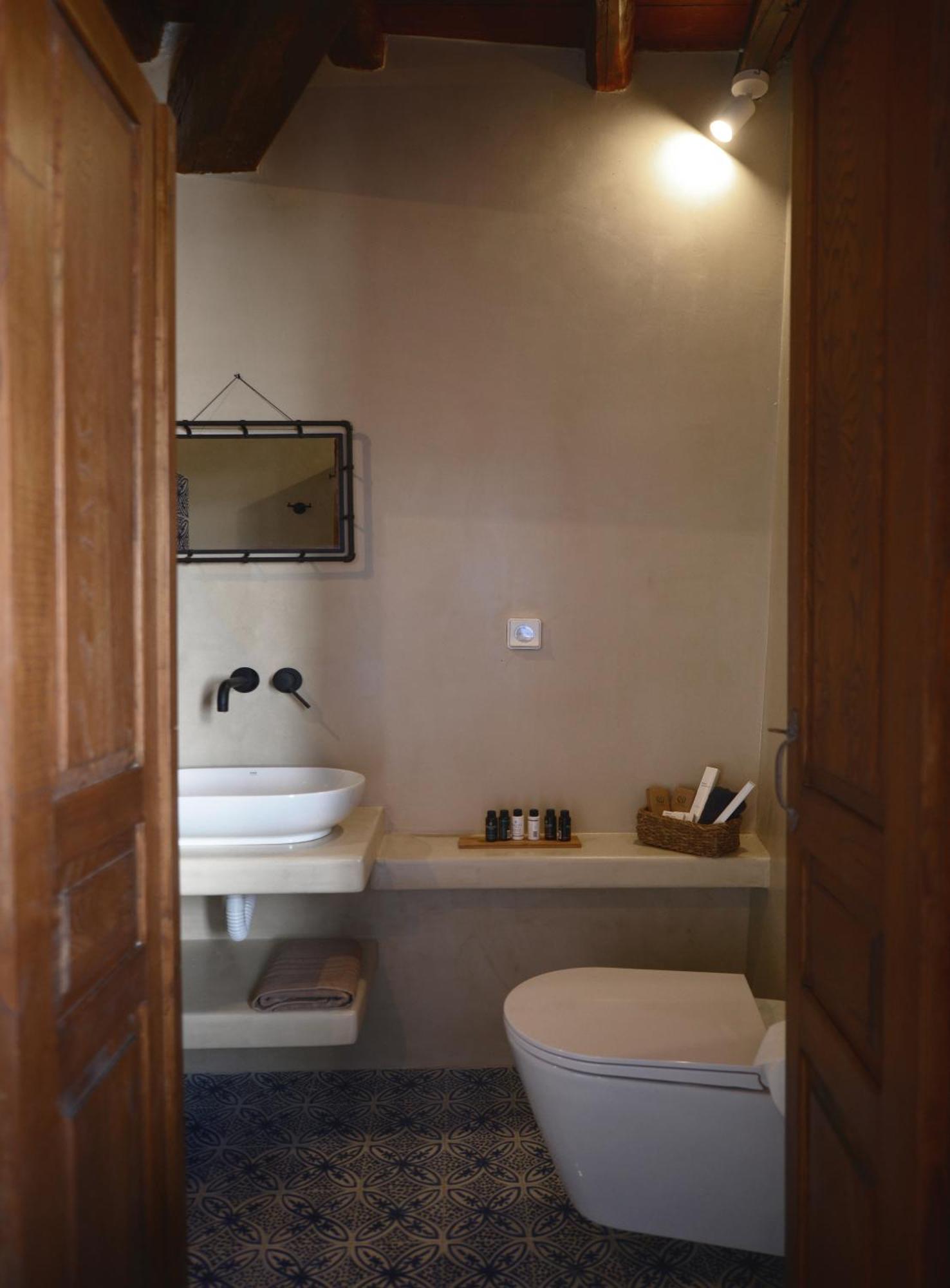 Castrum Traditional Sunset Suites Plaka  Exterior foto