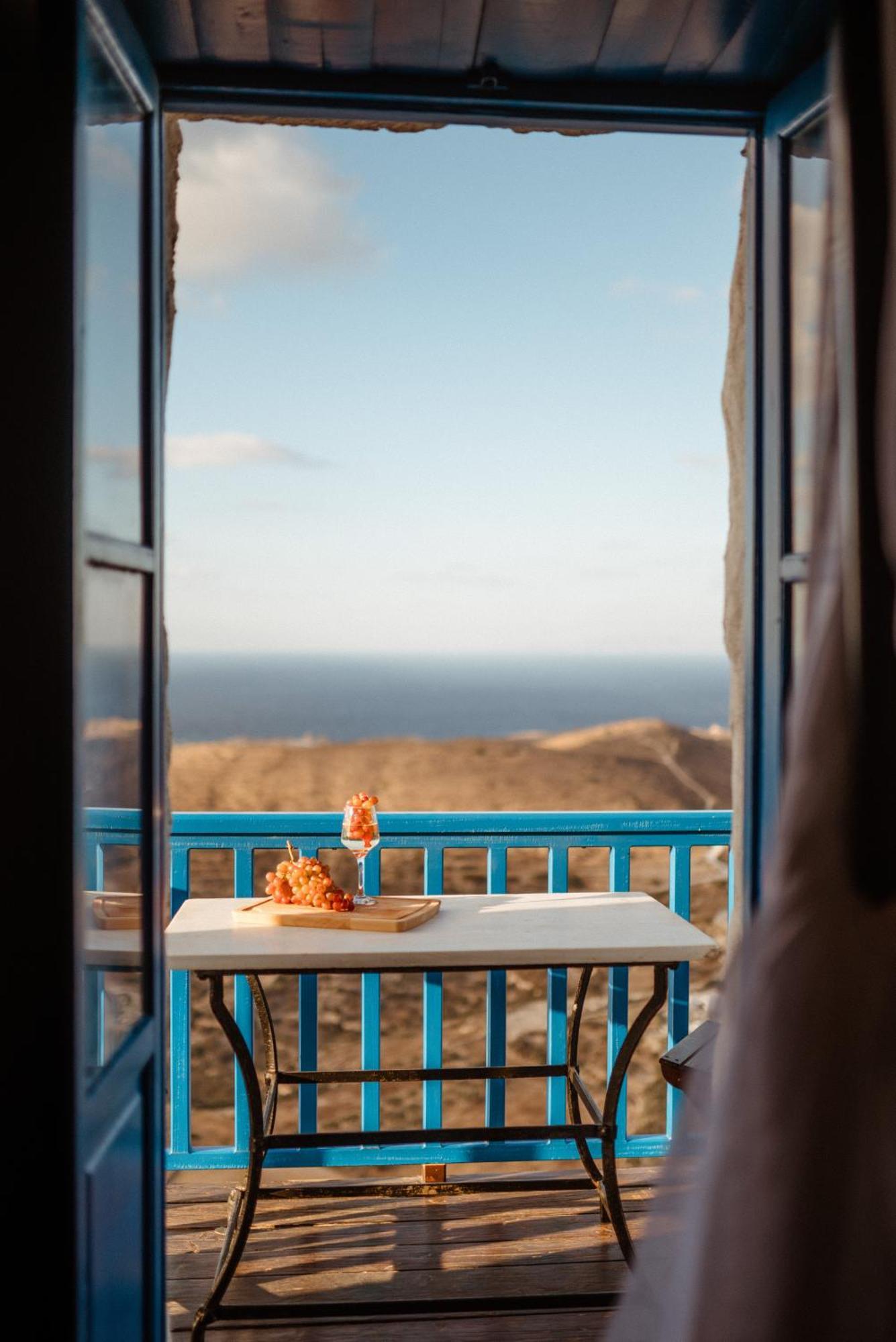 Castrum Traditional Sunset Suites Plaka  Exterior foto